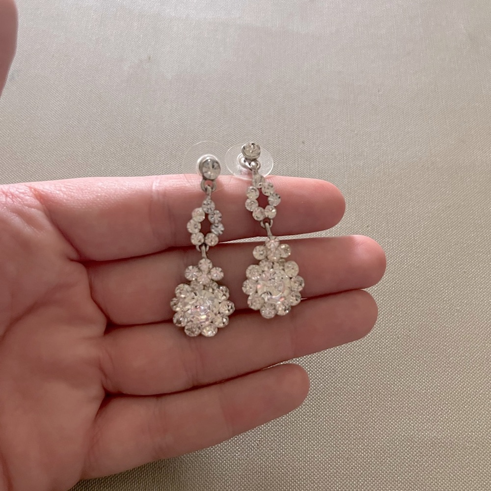 Faux Diamond sunflower or firework earrings.